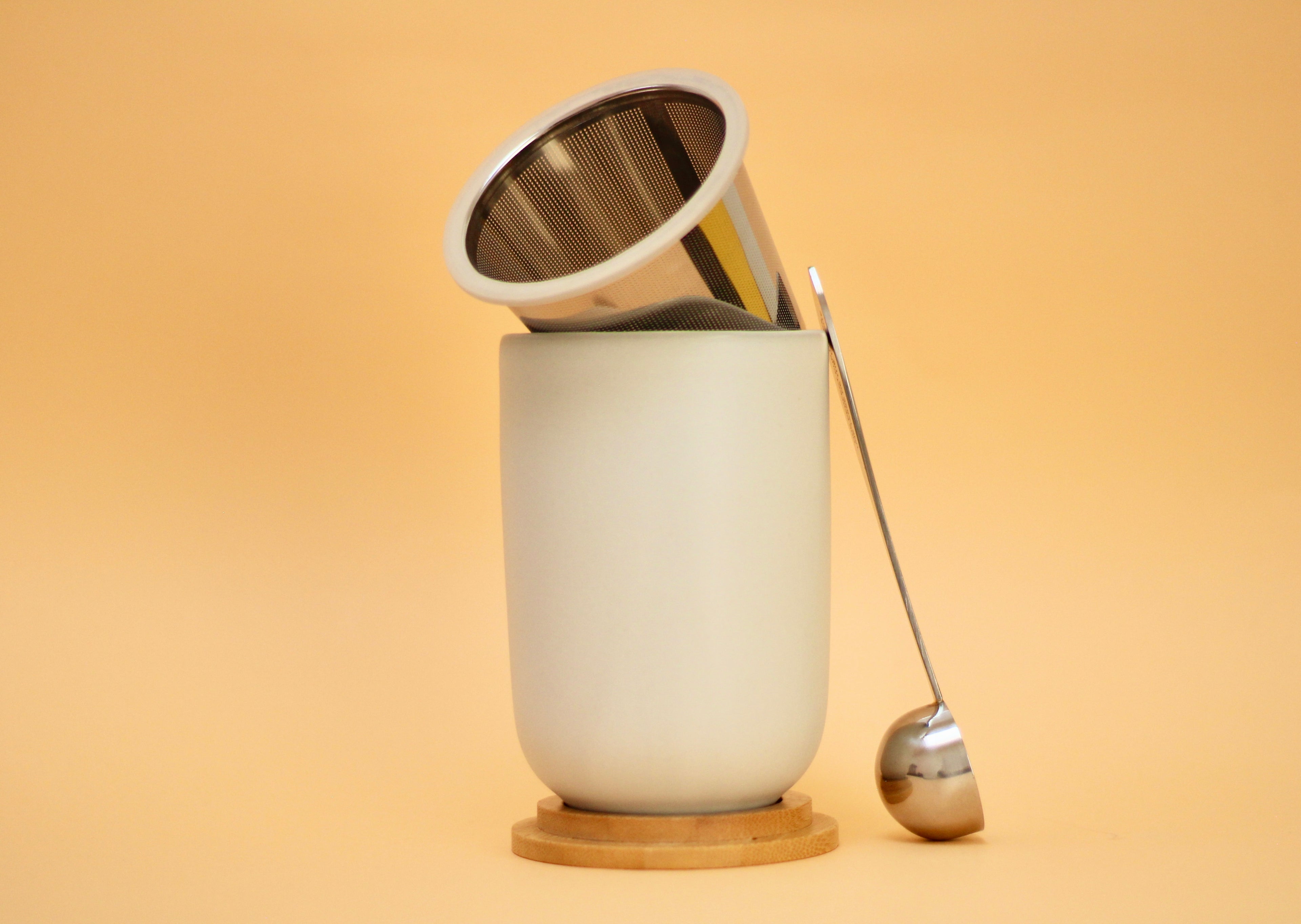 BUNDLE DOUBLE WALL INFUSER MUG & TEA SCOOP